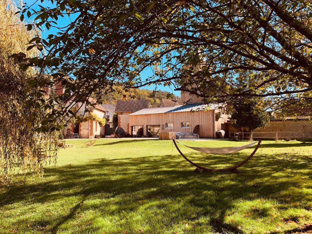 Pool House-L'Hirondelle De Sermizelles- Grand Jardin, Calme Et Nature Aux Portes Du Morvan Exterior photo